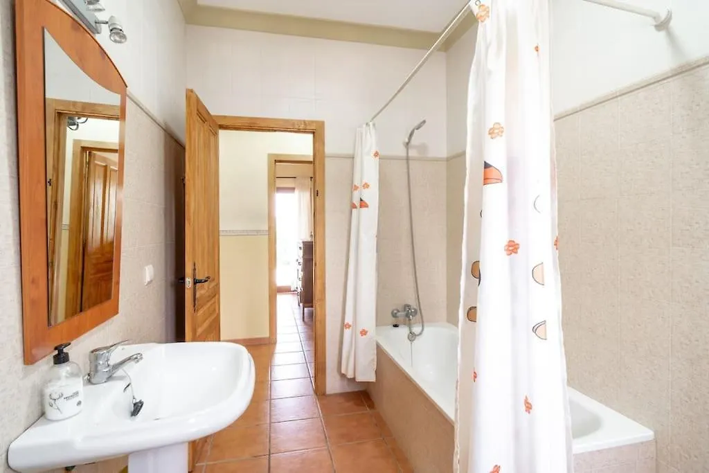 Relajante Villa Con Vistas, Piscina Y Parking Malaga